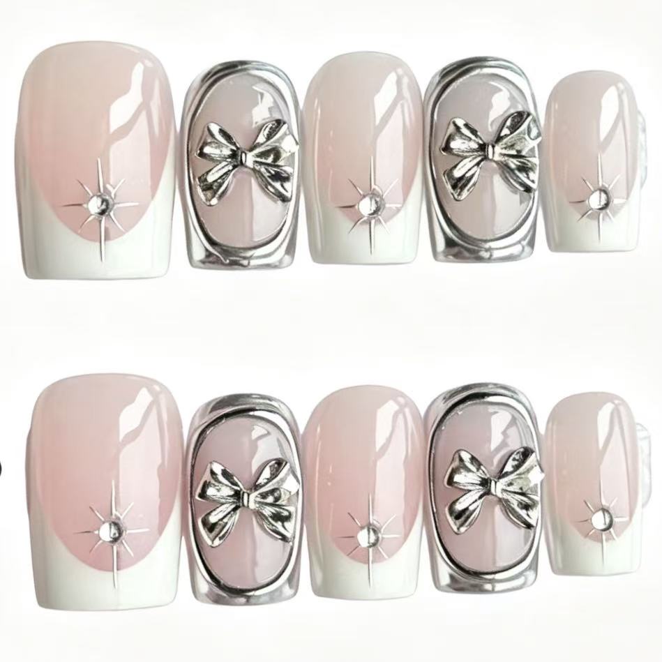 Handmade White French Press On Nails, Silver Bow & Star Rhinestone Square Fake Nails, Nude Pink Reusable Glue On False Nails for Party Daily\10PC